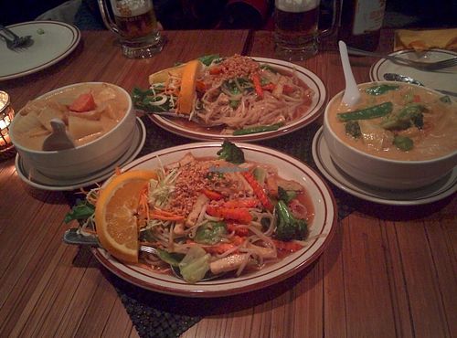 Full table with vegan dishes (no oyster sauce on request) at Sopa Thai Cuisine in Nevada City