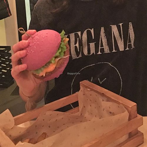 Cherry bomb burger with fries, wearing my VEGANA shirt at Flower Burger in Rome