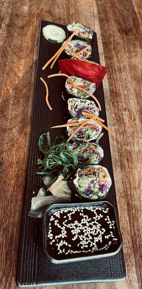 Geisha roll at Wild Living Foods in Los Angeles