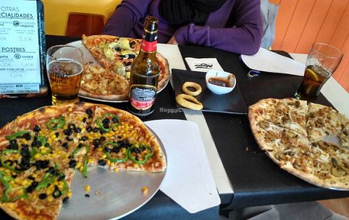 pizzas at Pizzeria Mayor in Alcobendas