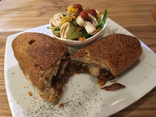 philly veg steak at El Maple in Quito