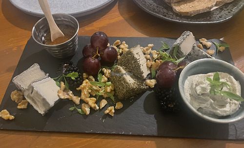 Vegan cheese board  at Outro Lado in Faro