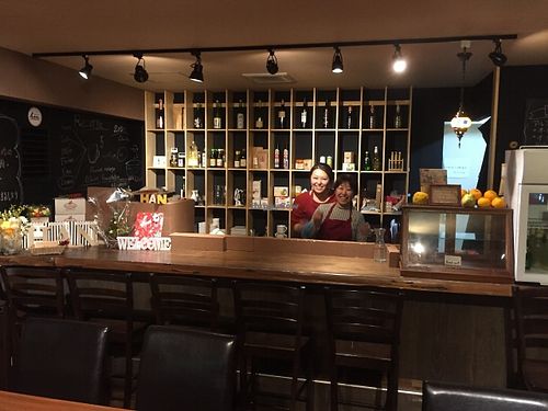 Bar at Organic Cafe Han in Tokyo