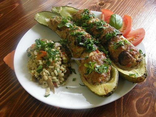 Vegan 5 at Go Tu Jemy in Wroclaw