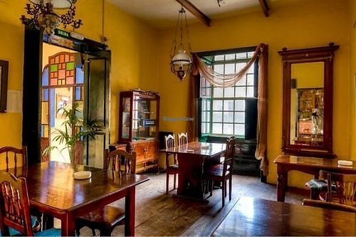 inside salon I at Tasca La Luna in La Palma