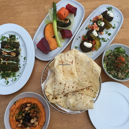 Vegan mezze at Mezze Restaurant in Kralendijk