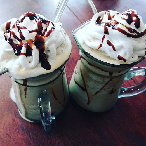 frapps los mejores de la zona y de los qque hayas probado pueden ser elaborados con leche de soja,coco (mi favorito )  at Elixir Restaurante Pucallpa in Pucallpa