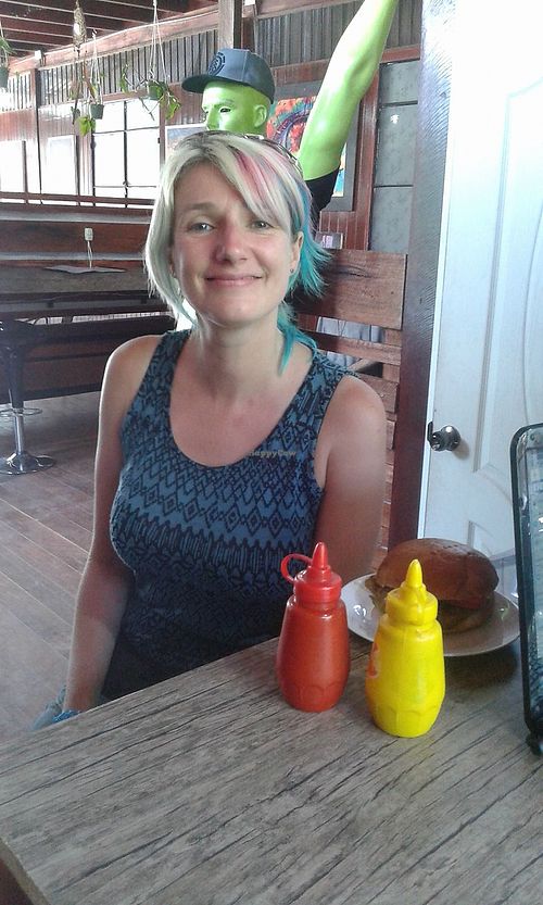 our vegan friend caz with her vegan burger :)
thanks so much caz at Elixir Restaurante Pucallpa in Pucallpa