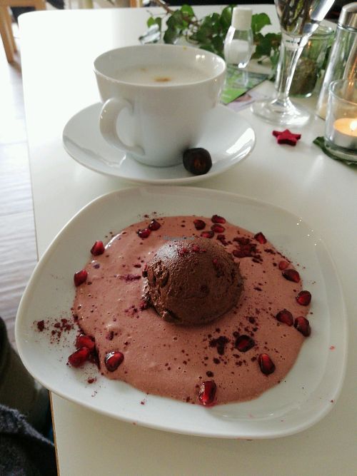mousse au chocolate ohne Zucker!  at Leyka  in Unna