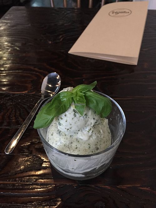 lemon basil ice cream  at Vegetus 베제투스 in Seoul