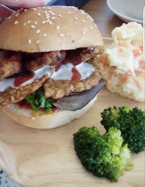 Tempeh burger (the mayo is vegan) with Japanese mash potato instead of fries at Yi Ke Shu - Tanjung Bungah in Penang