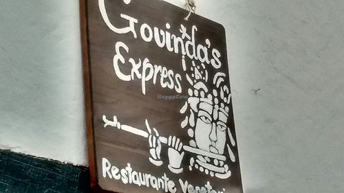 Sign at Govindas Casa Salud Natural in Villa De Leyva