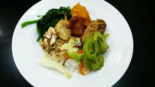 Top Vegan Restaurant Food Image