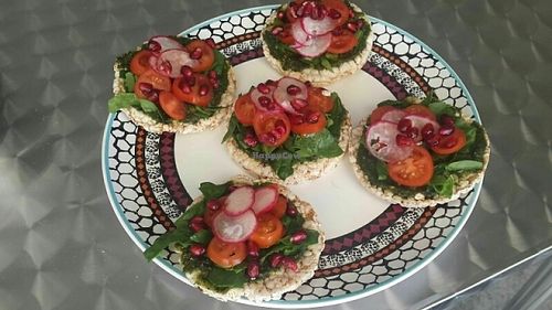 Pesto & vegetables rice toasts at La Ola Verde in Lanzarote