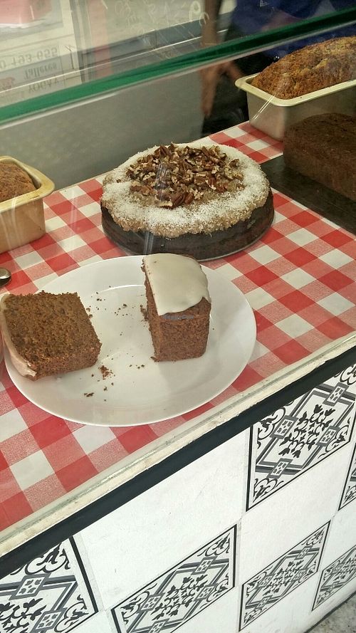 Vegan cakes at La Ola Verde in Lanzarote