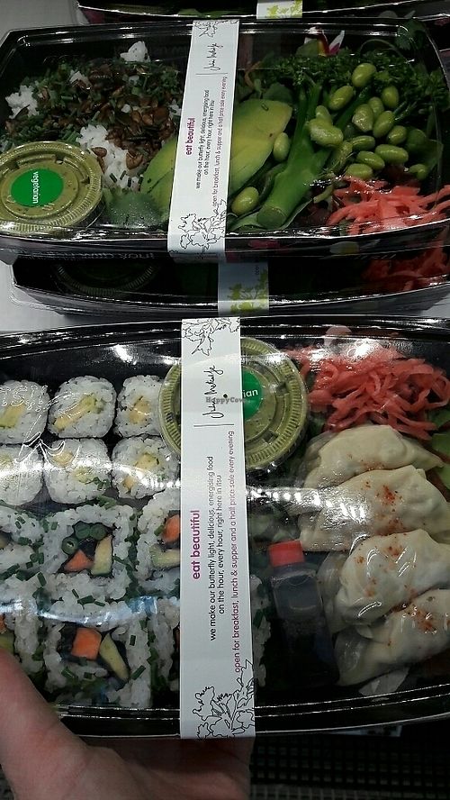 Two vegan options at LHR - Itsu - T5 in West London