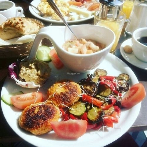 vegan breakfast at Poffers Cafe in Stuttgart