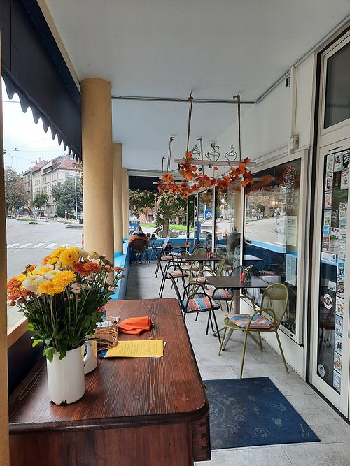  at Poffers Cafe in Stuttgart