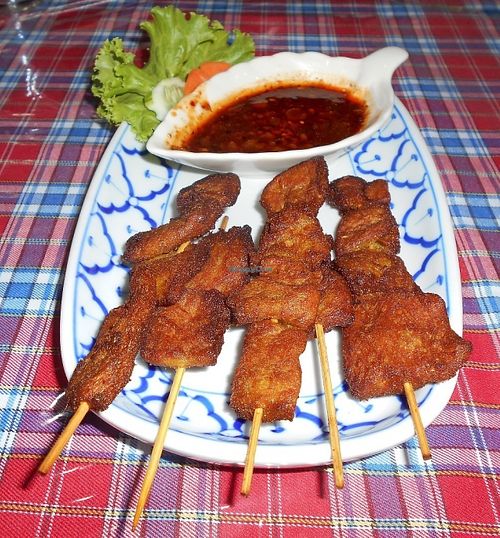 J.N.A Vegetarian food Jomtien- Chicken Satay > way to salty at JNA Vegetarian Food in Pattaya