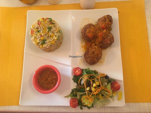vegan meatballs and rice at GiGi's in Simpson Bay