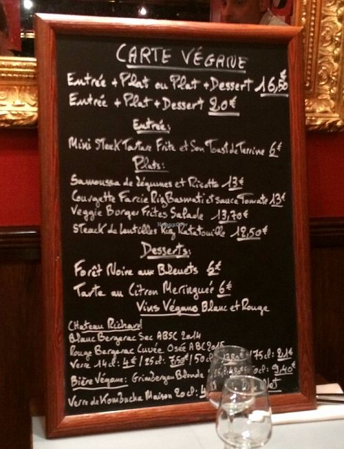 The vegan menu (on the day I visited) at L'Apollinaire in Paris