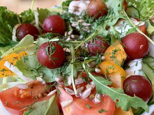 salad at deVinos in Jena