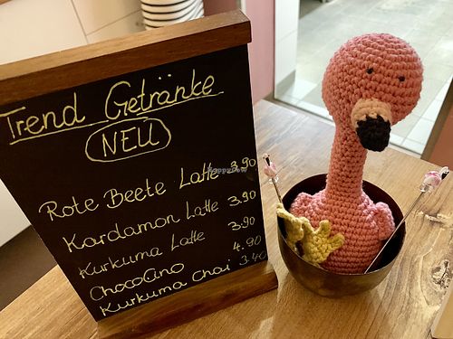 sign at deVinos in Jena