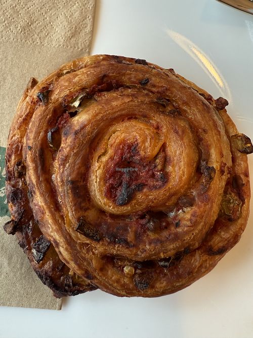 vegan pizza roll  at denn's Biomarkt in Chemnitz