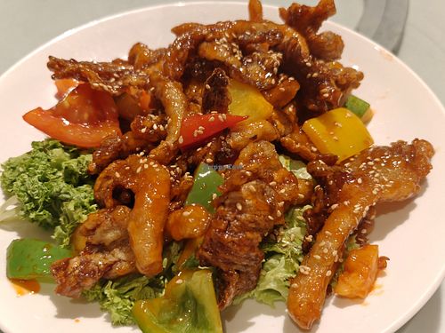  at Green on Earth 绿之天地 in West Singapore