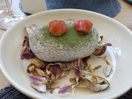 Artichoke cream and watermelon at ONA in Ares