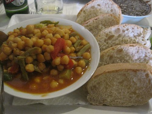 Chickpeas (ropa vieja style) and bread at Dona Eutimia in Havana