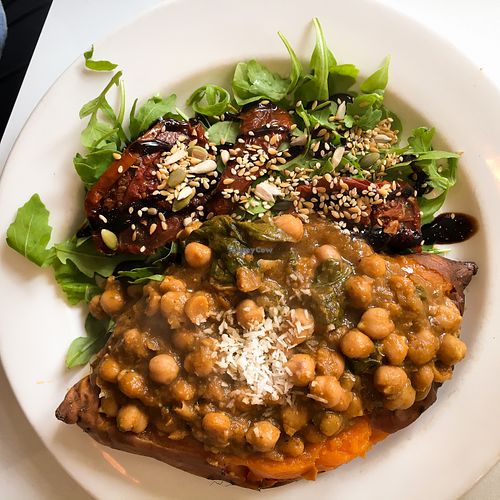 chickpea curry on a baked sweet potato at Picnic in Glasgow