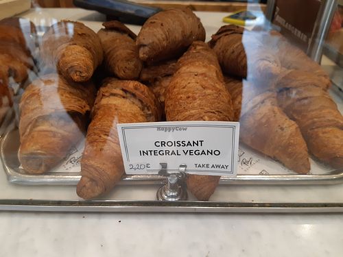 Vegan croissants at Le Pain Quotidien - Velazquez in Madrid