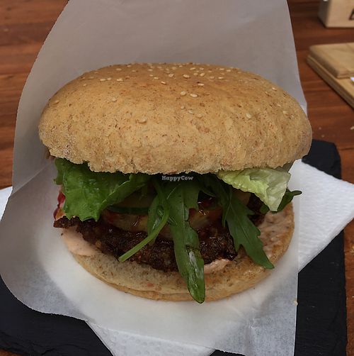 sweet n hot burger with extra pineapple  at Vegan&Raw in Hannover