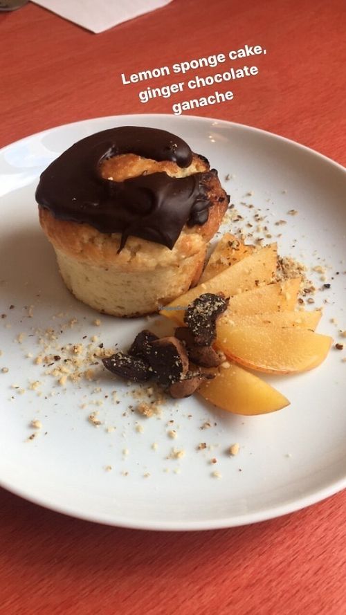 Lemon spongecake with ginger ganache at Le Faitout Vegan in Paris