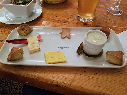 Small cheese plate at Le Faitout Vegan in Paris