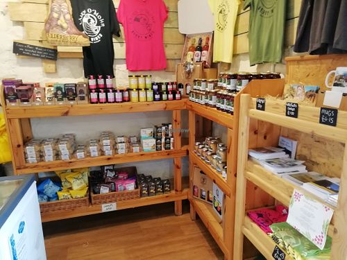 Shop at Cairn o'Mohr Winery in Errol