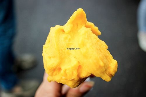 vegan mango ice cream at Creme de la Creme in Prague