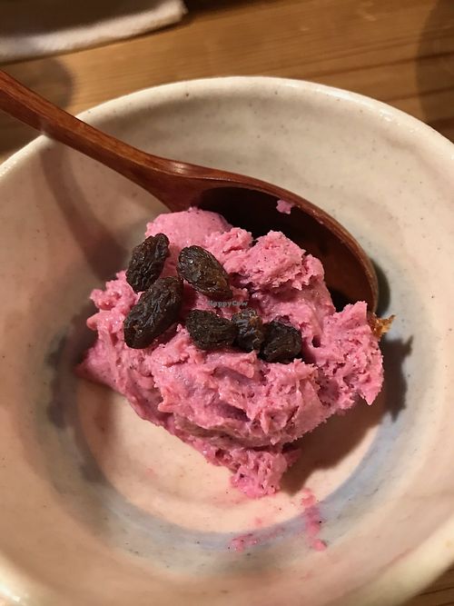 Vegan ice cream with raisins on top at Megumi in Osaka