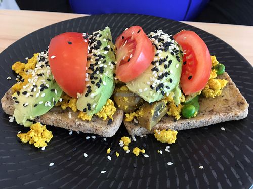 gluten free scramble tofu on toast at The Origin in Christchurch
