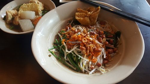 hu tieu my tho kho (dried hu tieu noodles in My Tho style with soup on the side) at Hu Tieu Chay Cay De - Tan Binh in Ho Chi Minh City