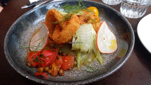 Fennel deep-fried, salsa of heritage tomatoes, pear and peas from Rättvik at Vaxthuset in Stockholm