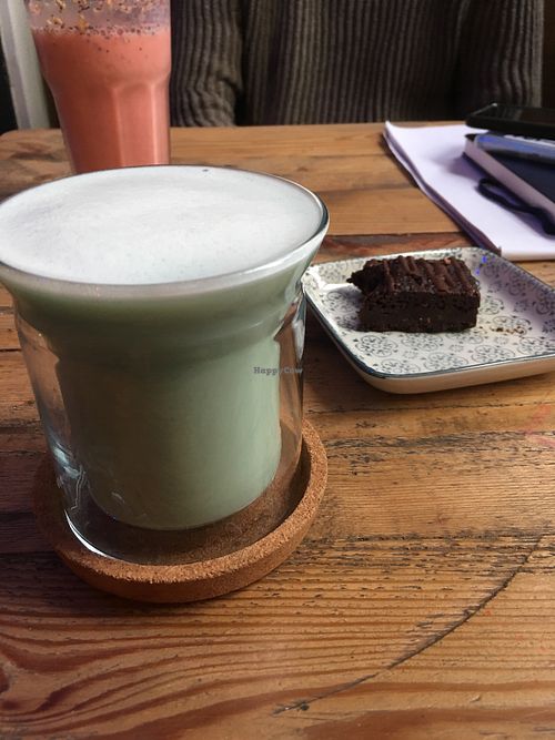 Mermaid latte and brownie at Folks and Fables in Nottingham