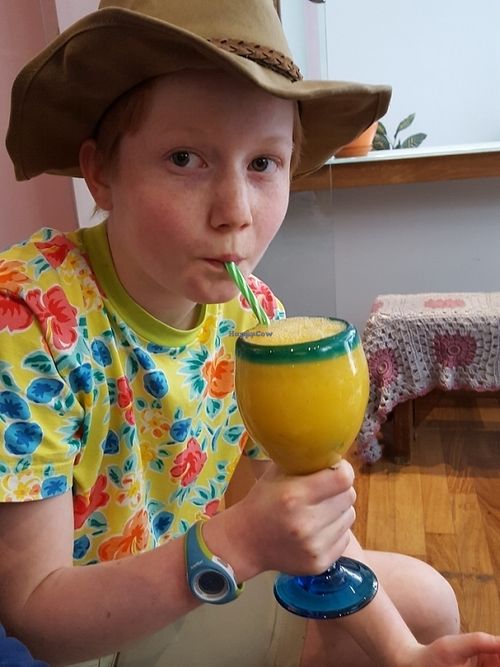 mango orange smoothie is amazing at Melikrini in Athens