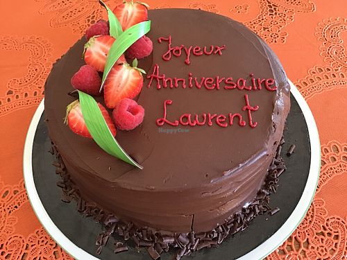 Gâteau composé d'une base au chocolat et d'une crème au praliné. at Choco & Mousse in Lisbon