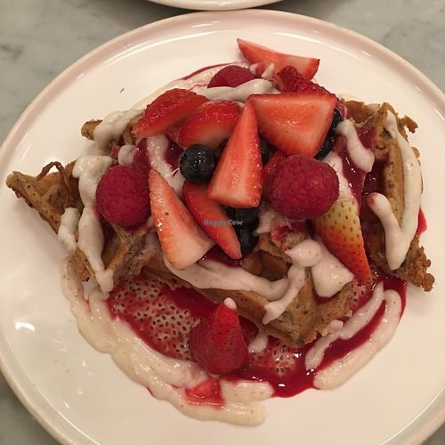 Gaufre (menu brunch) at LOV - McGill in Montreal