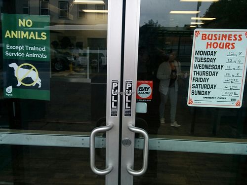 hours at The Veg Hub in Oakland