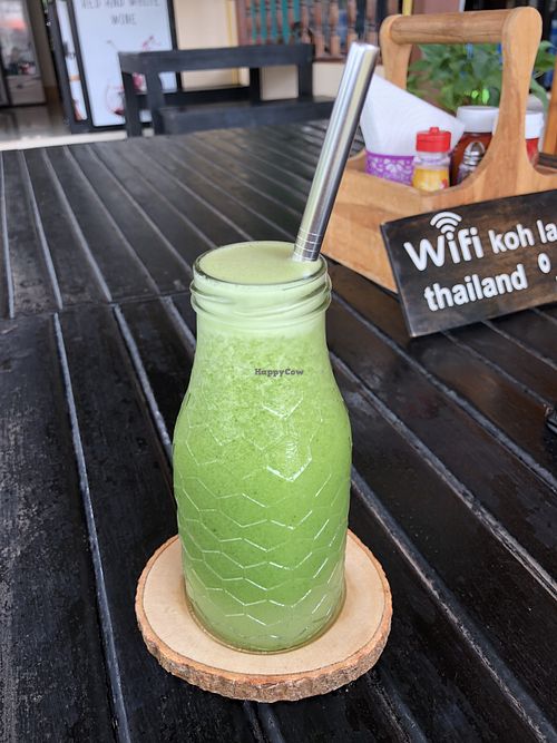 green reboot juice at Happy Veggie in Koh Lanta