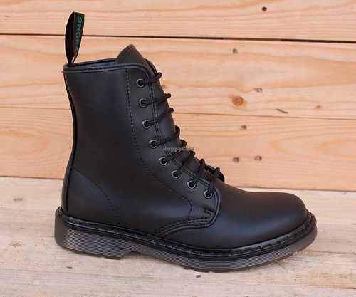 Shoezuu UK Boots at Shoezuu in Gelsenkirchen