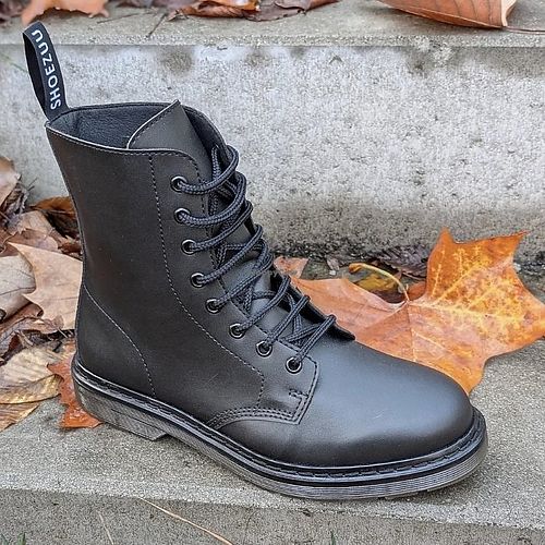  at Shoezuu in Gelsenkirchen